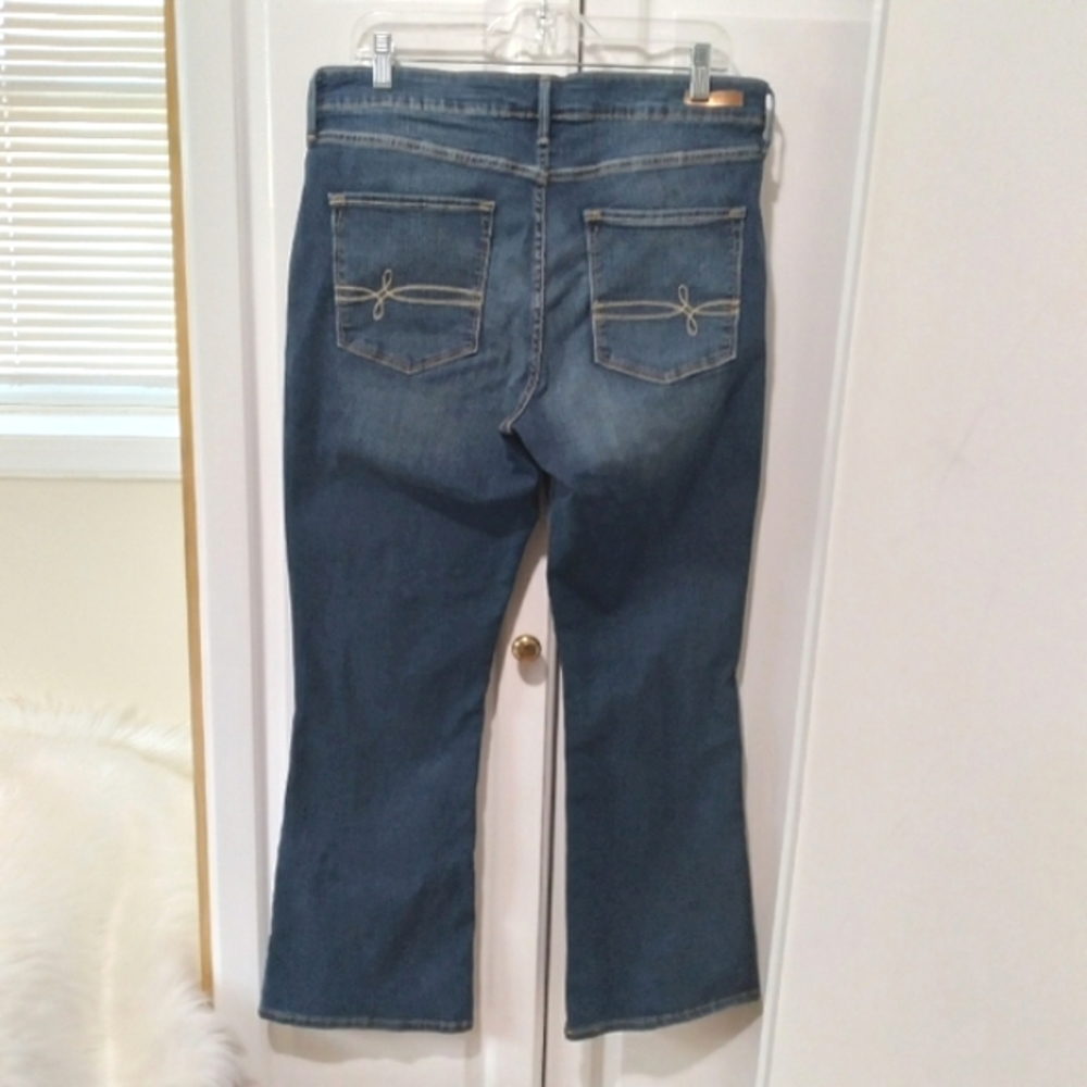 Denizen from Levi's Women's Blue Modern Boot Cut Jeans Sz  W34